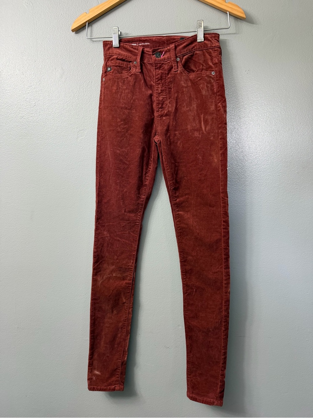 AG Farrah high rise skinny velvet Corduroy Pants Rust Red 23